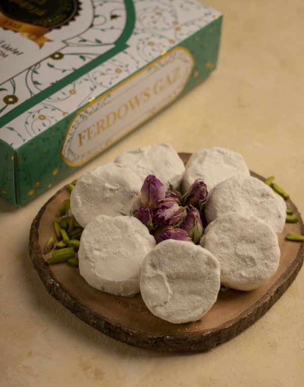 Persian Flour-Coated Gaz with 40% Pistachio