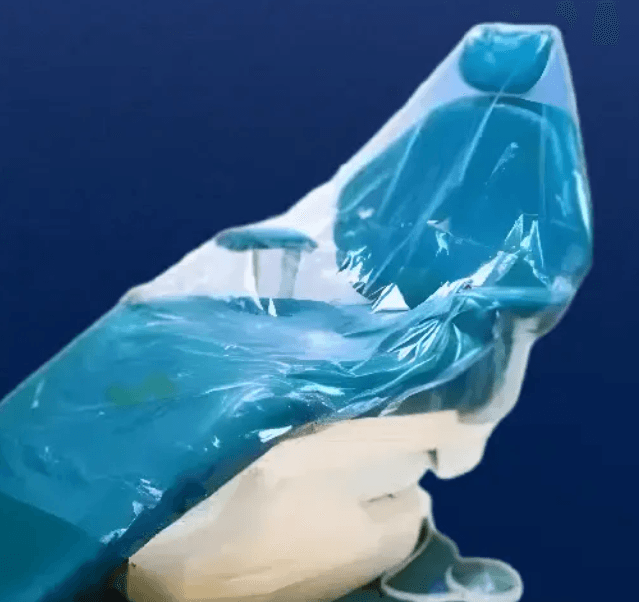  Cellophane Plastic seat