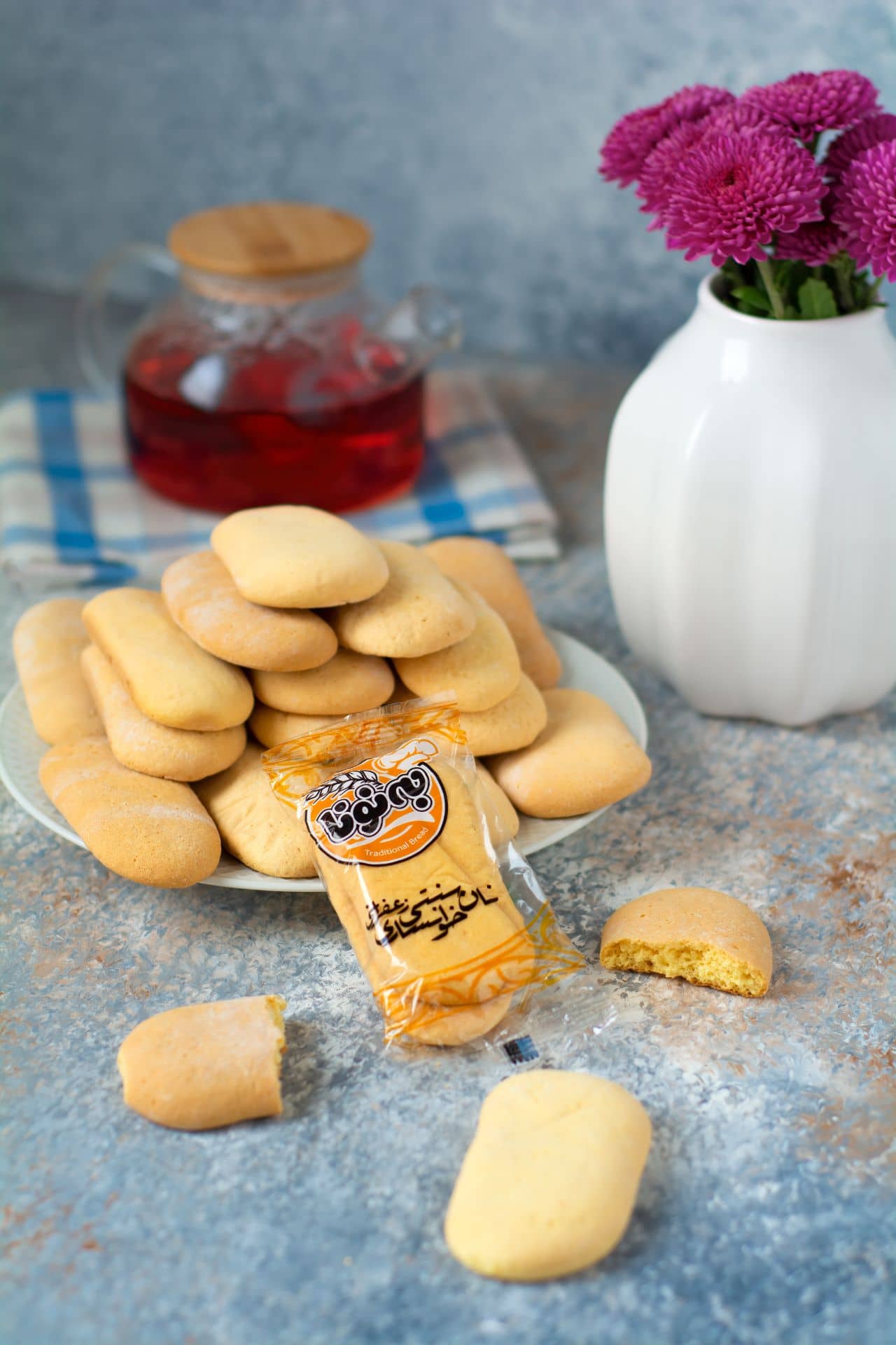 Beh Nouna Traditional Khansari Saffron Pastry 16 Pieces