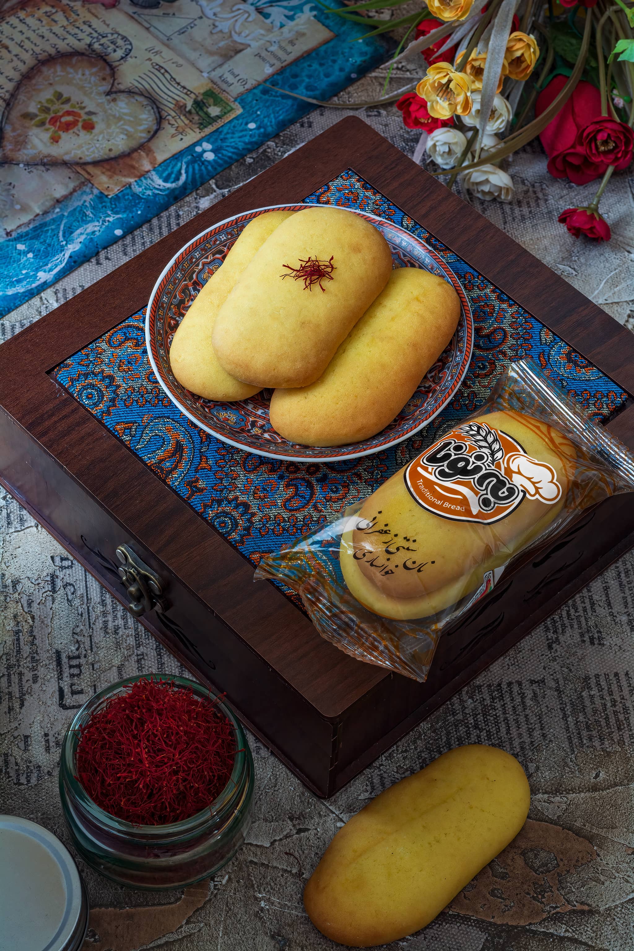 Beh Nouna Traditional Khansari Saffron Pastry 16 Pieces