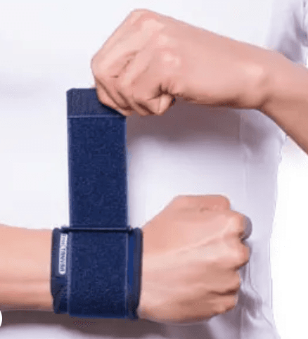 Adjustable wristband with neoprene strap