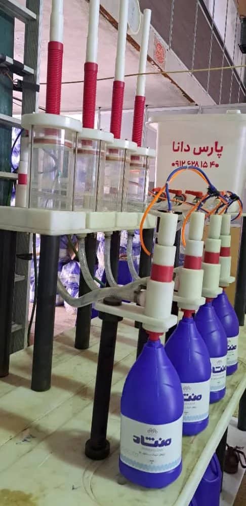 Four-Nozzle Semi-Automatic Liquid Filling Machine