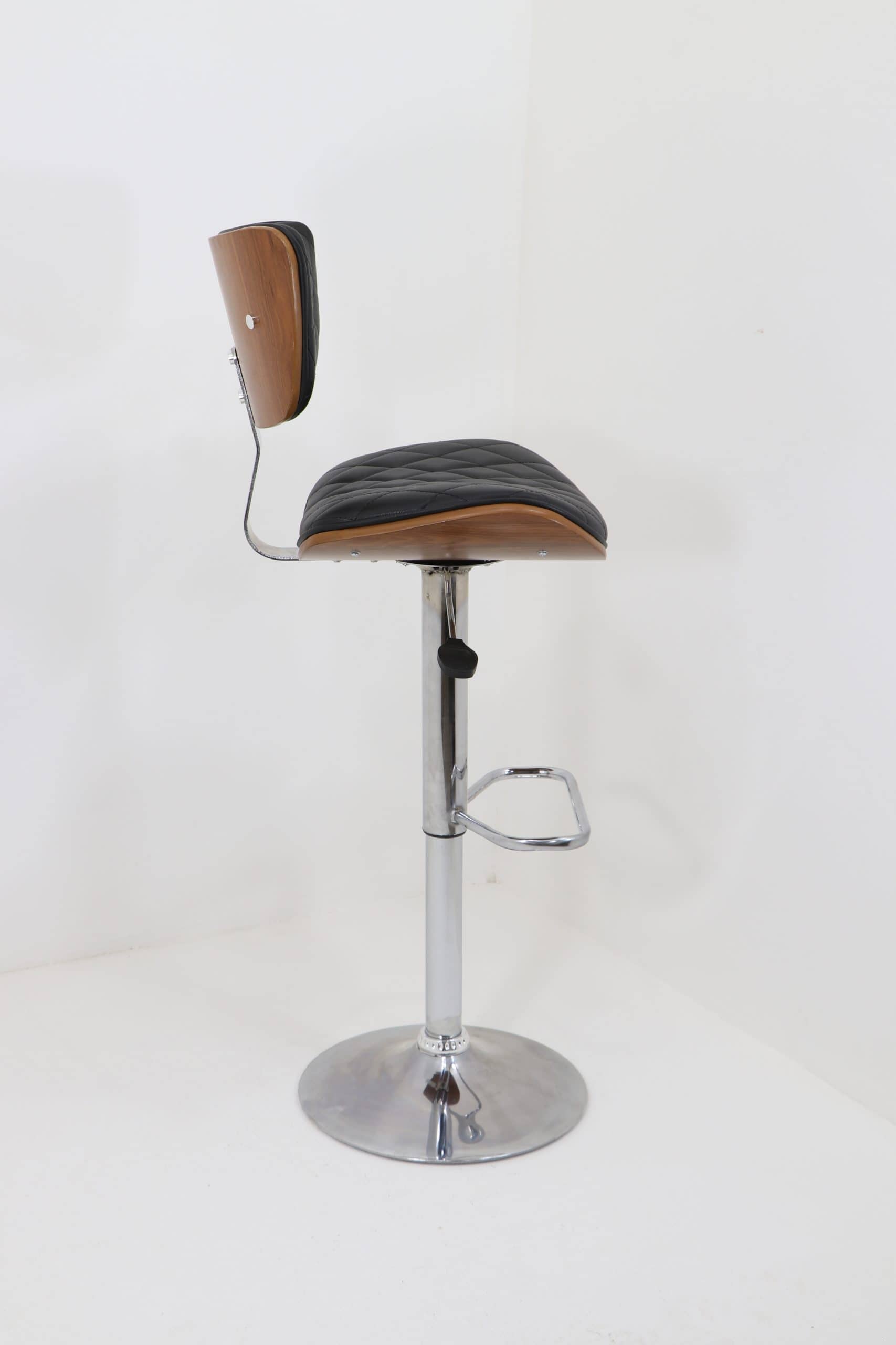 Open Jack Chair Model 2040 with Diamond Stitching - Hydraulic Swivel Chair