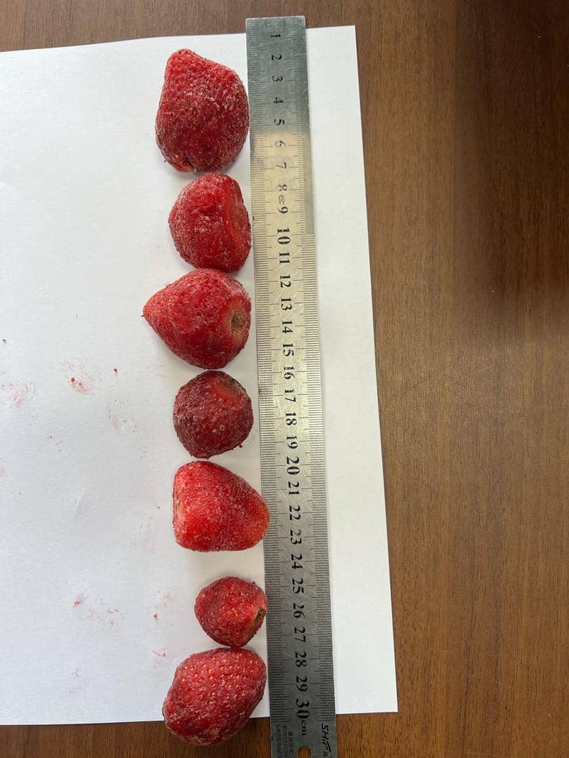 IQF Frozen Whole Strawberries - Premium Quality - 400 g & 10 kg