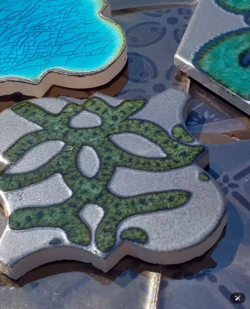 Raku metallic glazes for ceramics