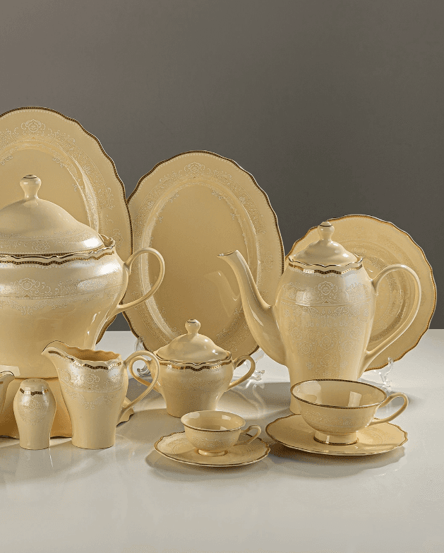 Porcelain service