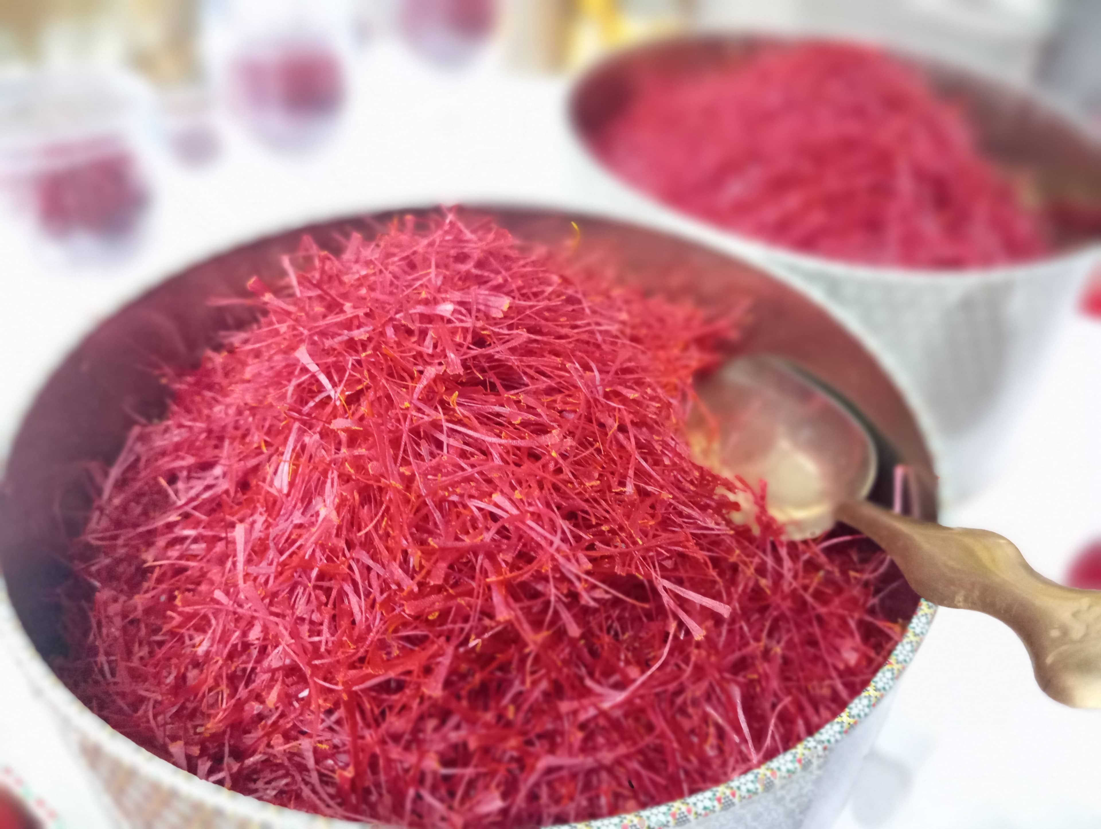 Fine Pure and Organic persian Saffron Premium Grade