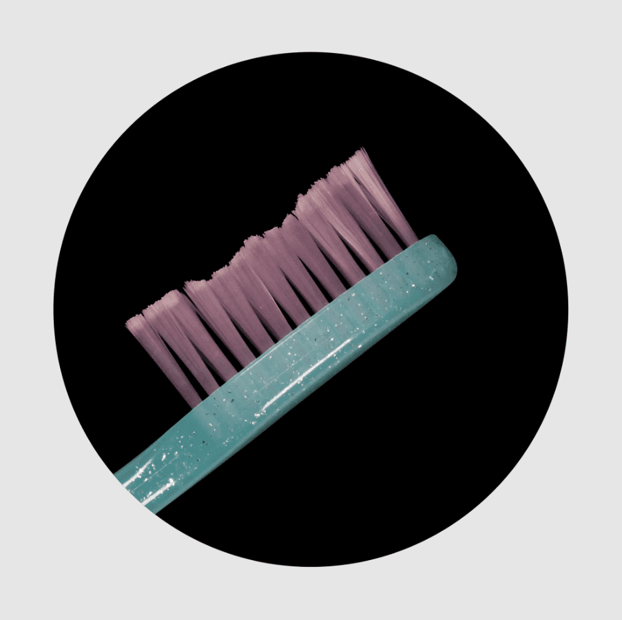 HiDent sea salt soft-medium toothbrush with cap