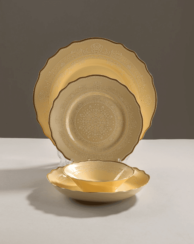 Porcelain service