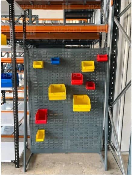 box storage stand (louvered panel)