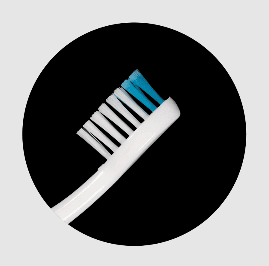 HiDent Tom soft toothbrush with cap