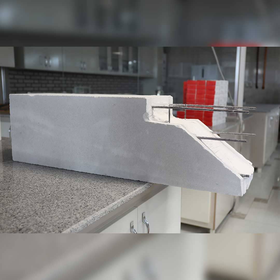 Autoclaved aerated lightweight concrete - reinforced panel